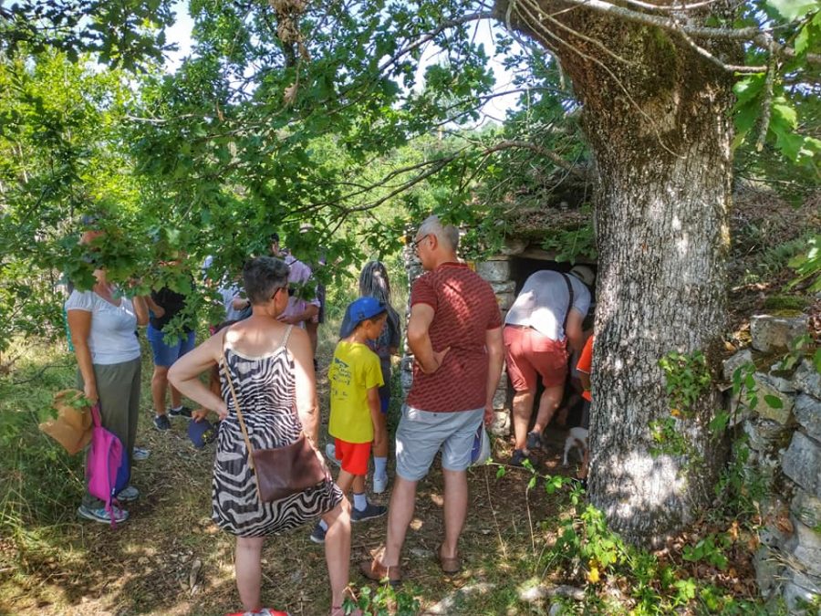 maison_de_la_perre_seche_randonnee