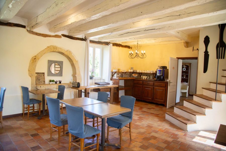 salle petit déjeuner restaurant la Ferme de Lamy