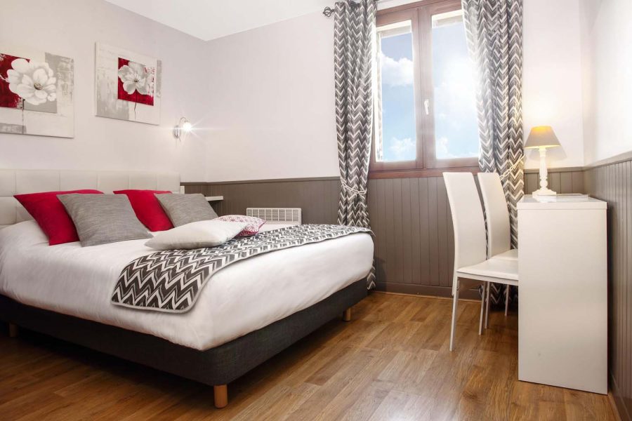 Hotel_Domaine_de_la_Rhonie (2)