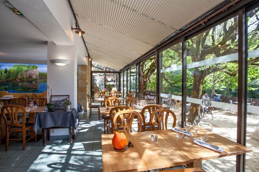 Hotel restaurant plaisance