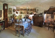 Les Grottes du Roc de Cazelle