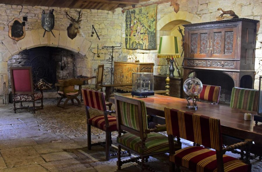 PCU_Salle à manger du manoir_Saint Léon sur Vézère_juillet 2021 ©V.Bertrand