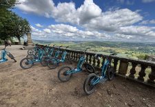 Été actif : Trottinette électrique tout terrain